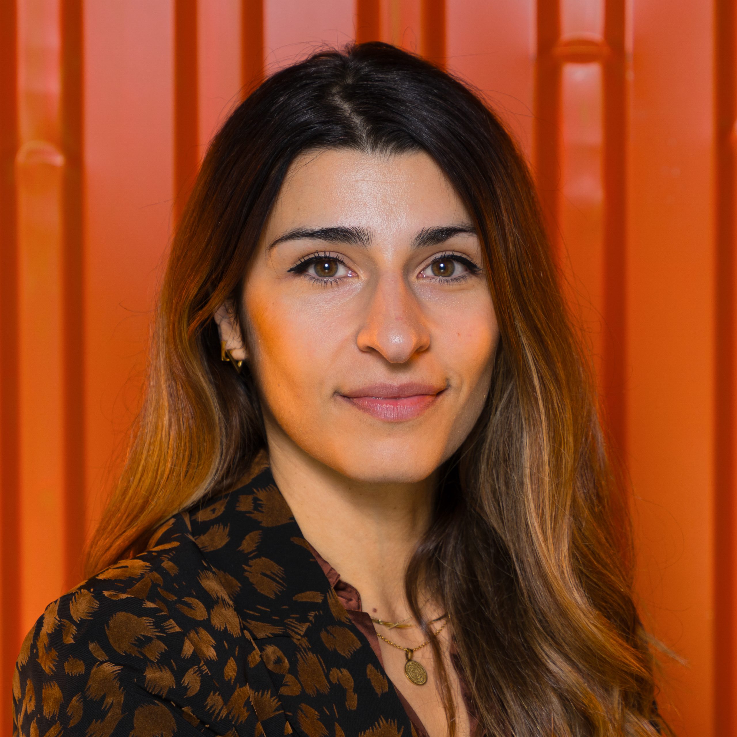 Adana Arojan Portret